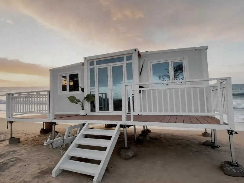 CGCH Expandable Home — wings fold out on site, up to 72 m² turnkey living space, 25-year lifespan